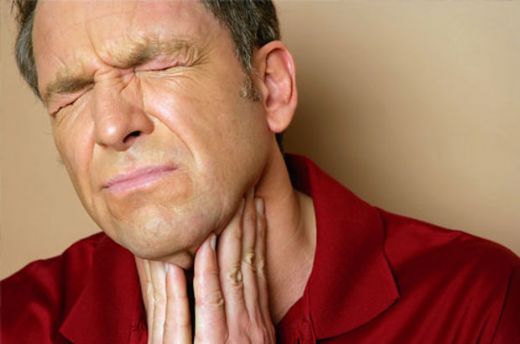 Geçmeyen Boğaz Enfeksiyonu Belirtileri ve Tedavisi